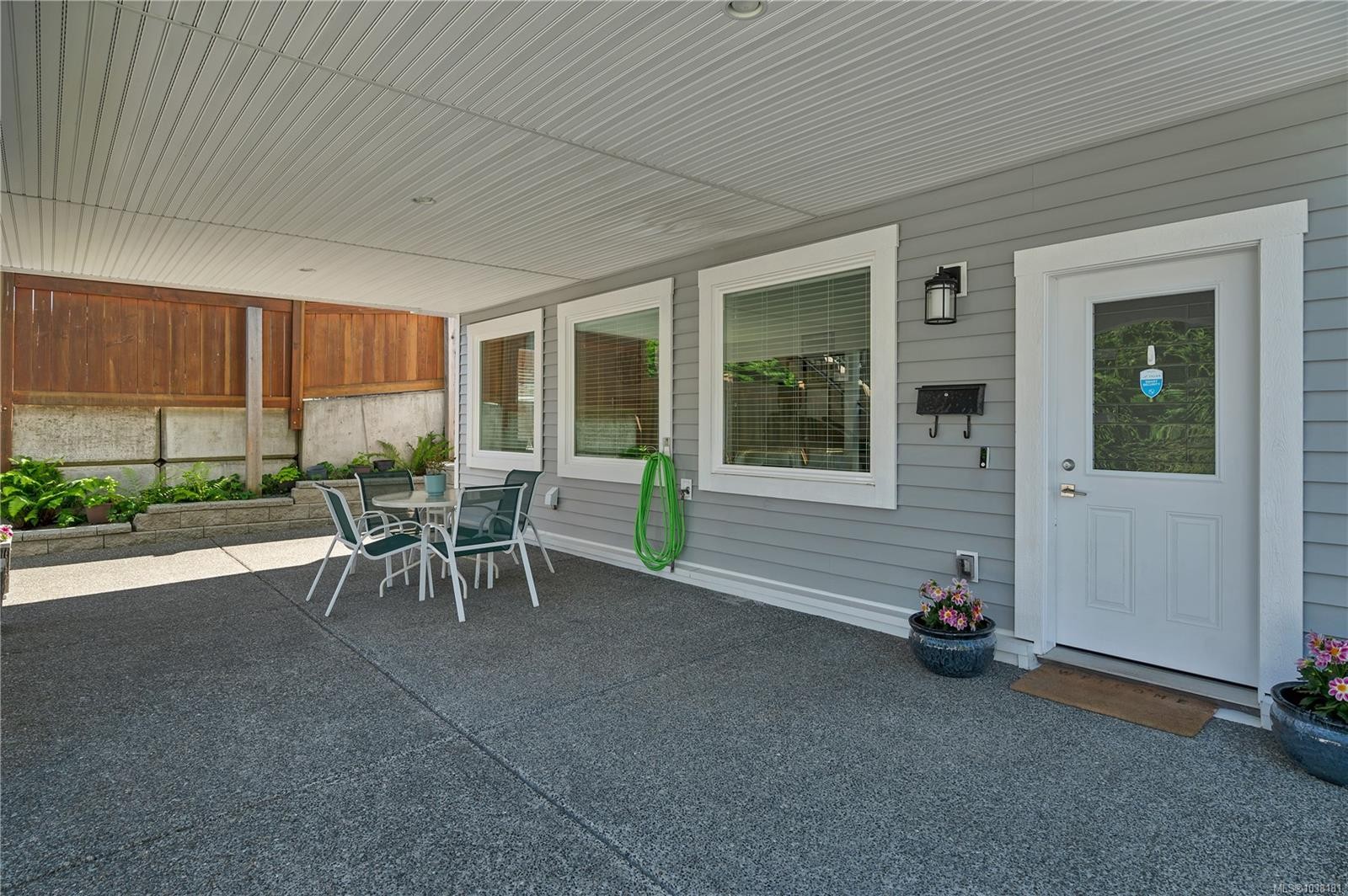 2613 Sunderland Rd, Campbell River, BC