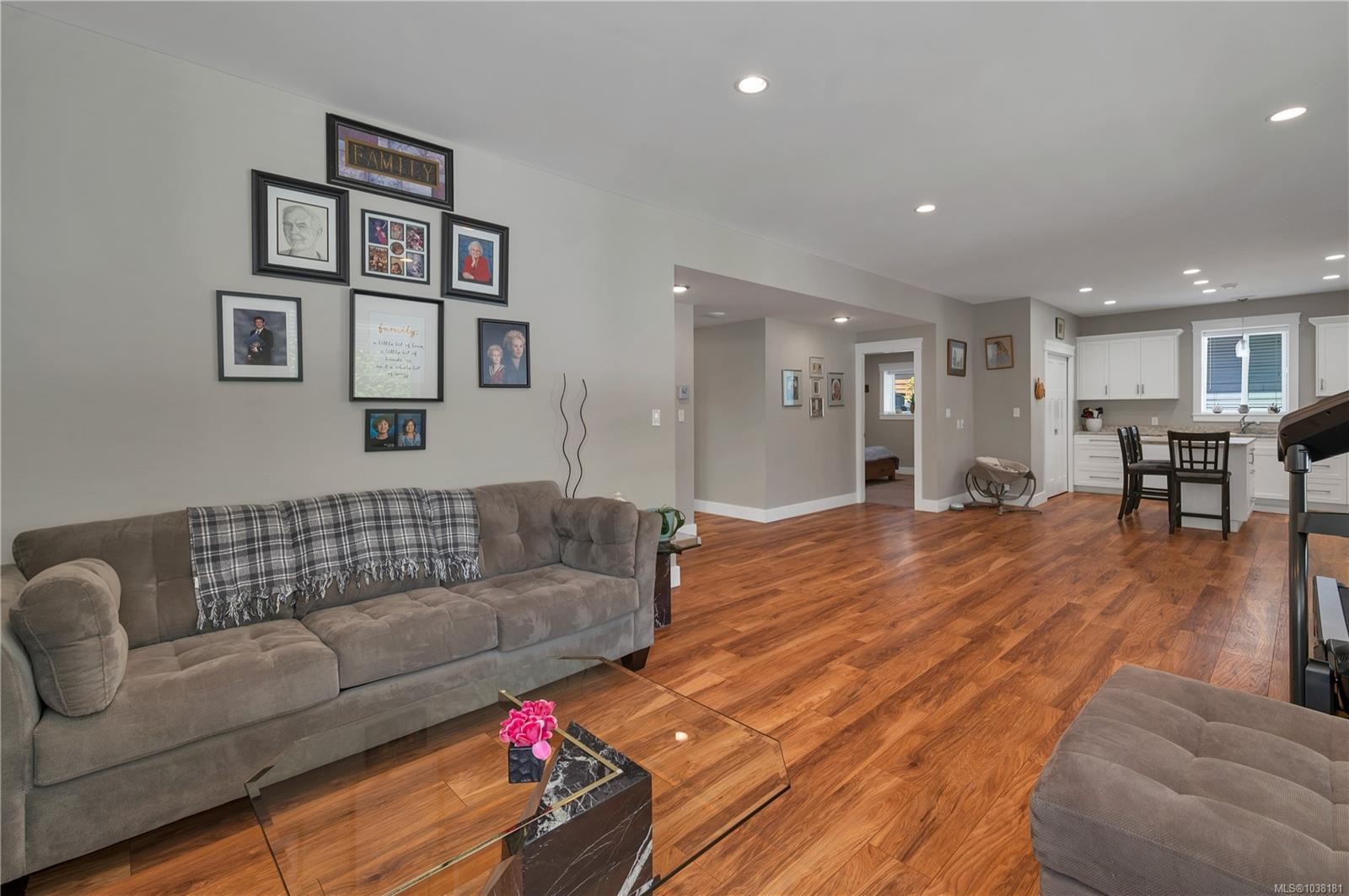 2613 Sunderland Rd, Campbell River, BC