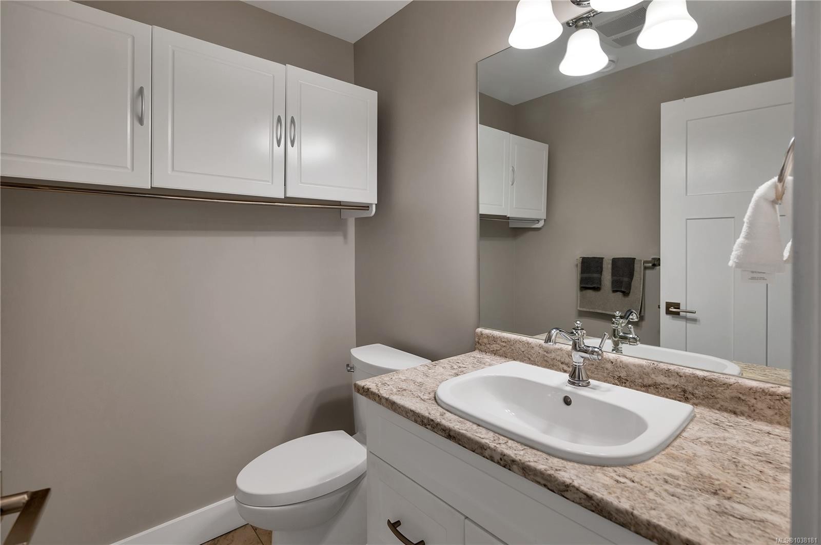 2613 Sunderland Rd, Campbell River, BC