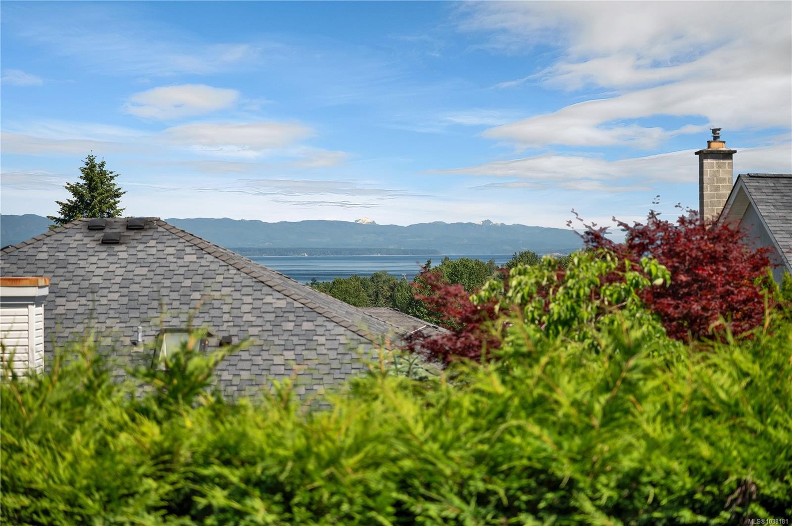 2613 Sunderland Rd, Campbell River, BC