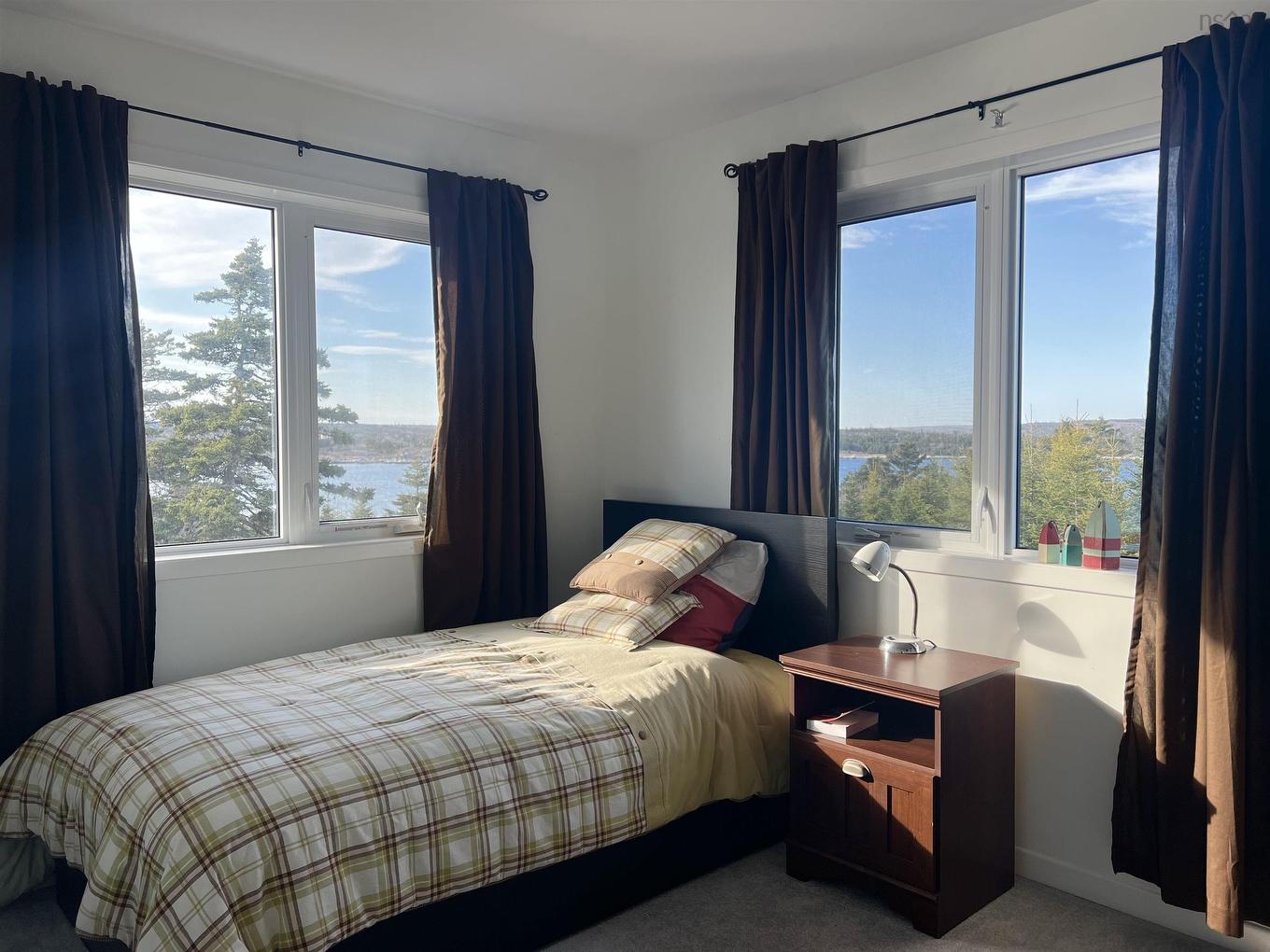 54 Redmond Island, Prospect, NS