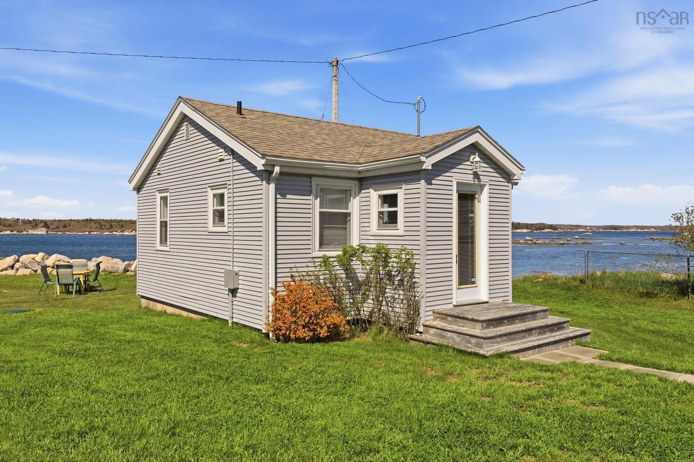 54 Redmond Island, Prospect, NS
