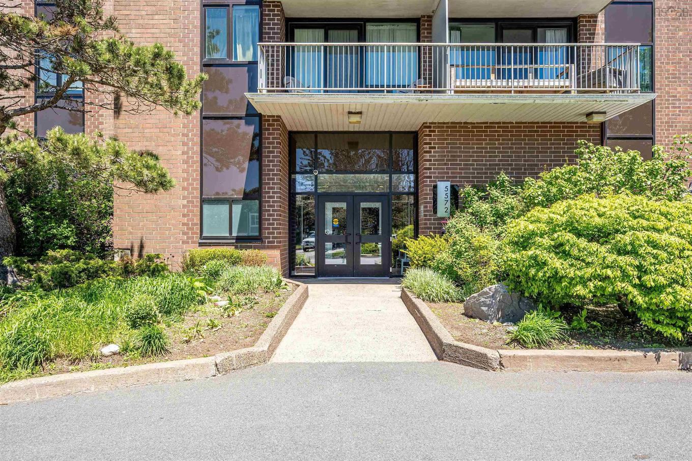 1201 5572 North Ridge Road, Halifax, NS