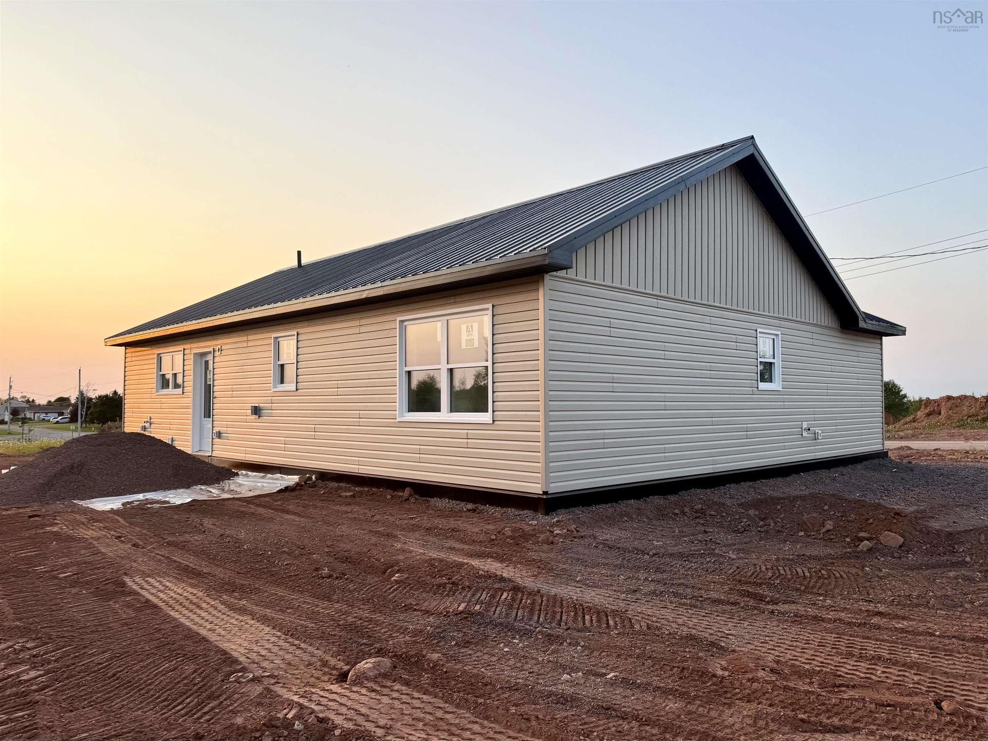 33 Marshview Drive, Amherst, NS