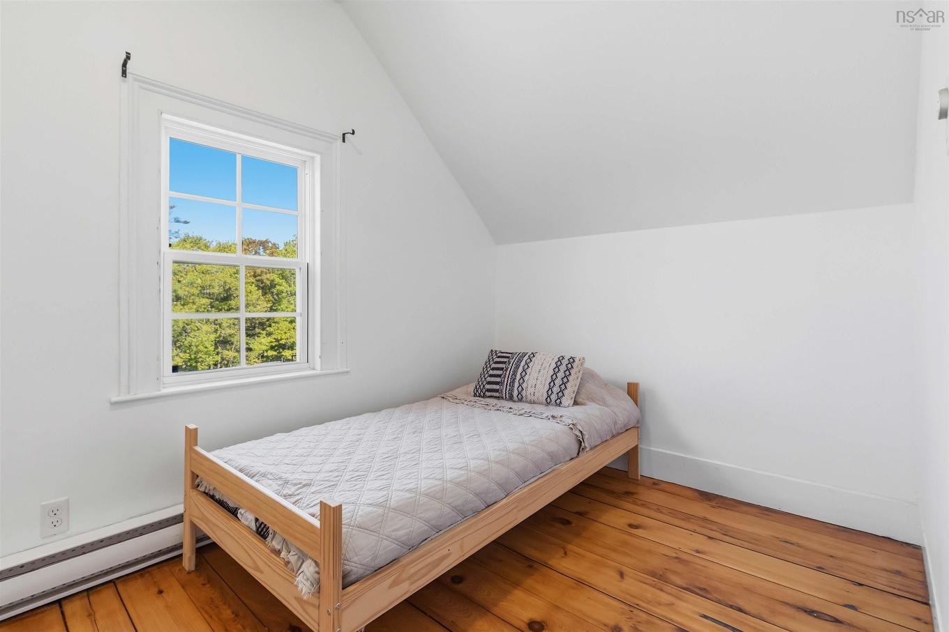 57 Old Falls Road, Liverpool, NS
