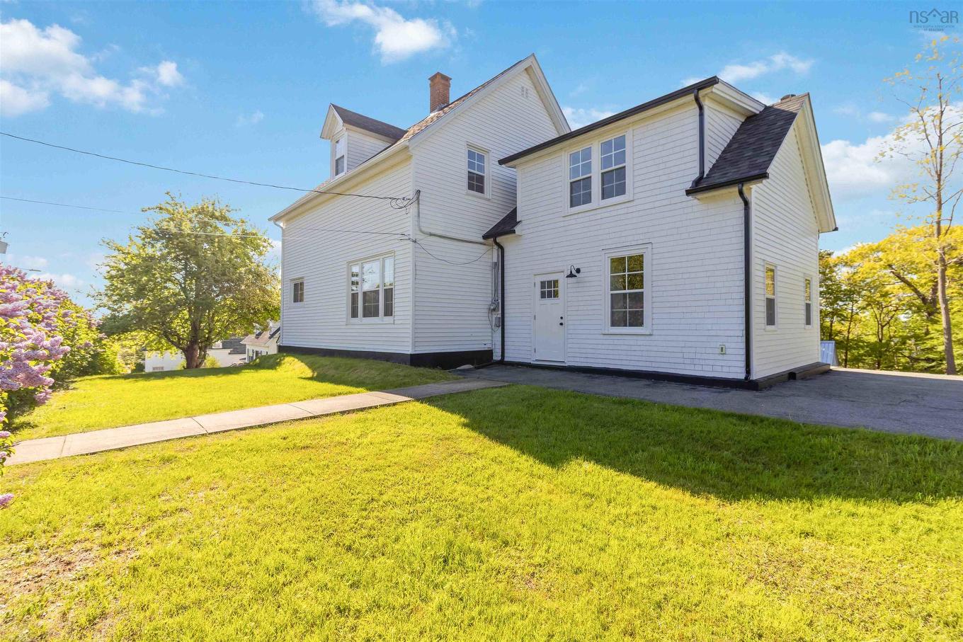 57 Old Falls Road, Liverpool, NS