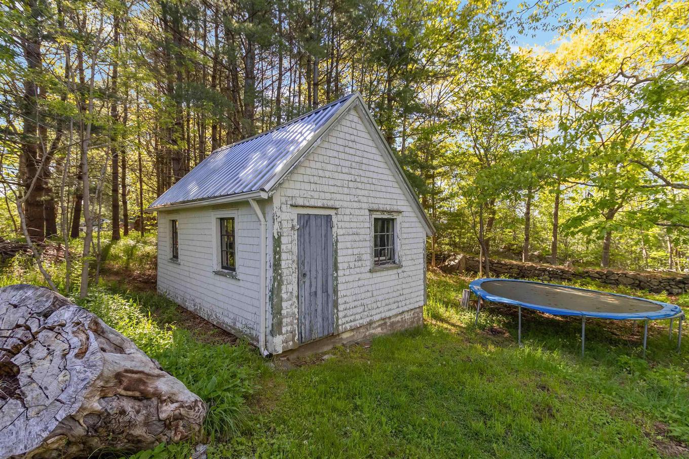 57 Old Falls Road, Liverpool, NS