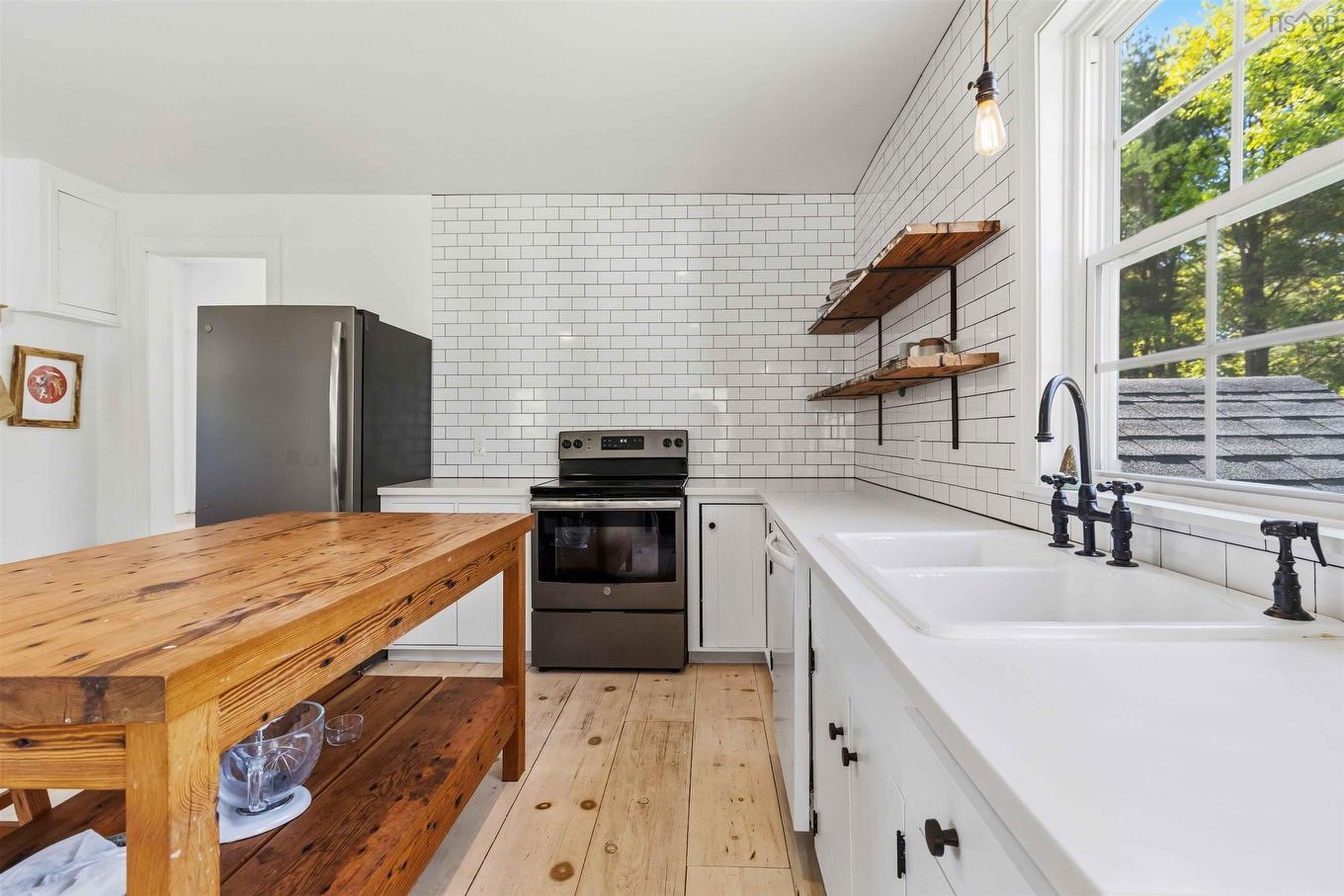57 Old Falls Road, Liverpool, NS