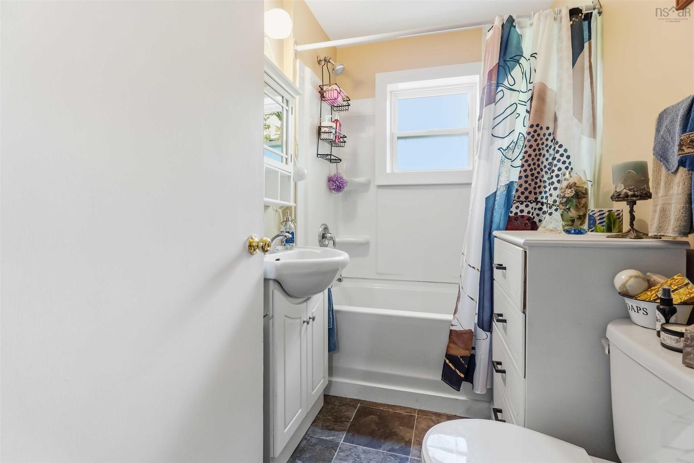 998 Maple Avenue, Aylesford, NS