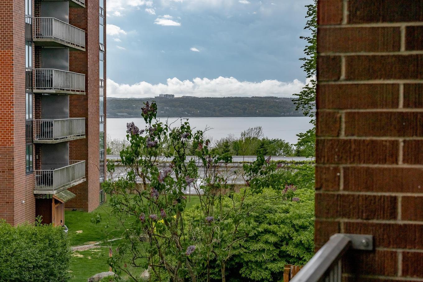 40 5561 Sentinal Square, Halifax, NS