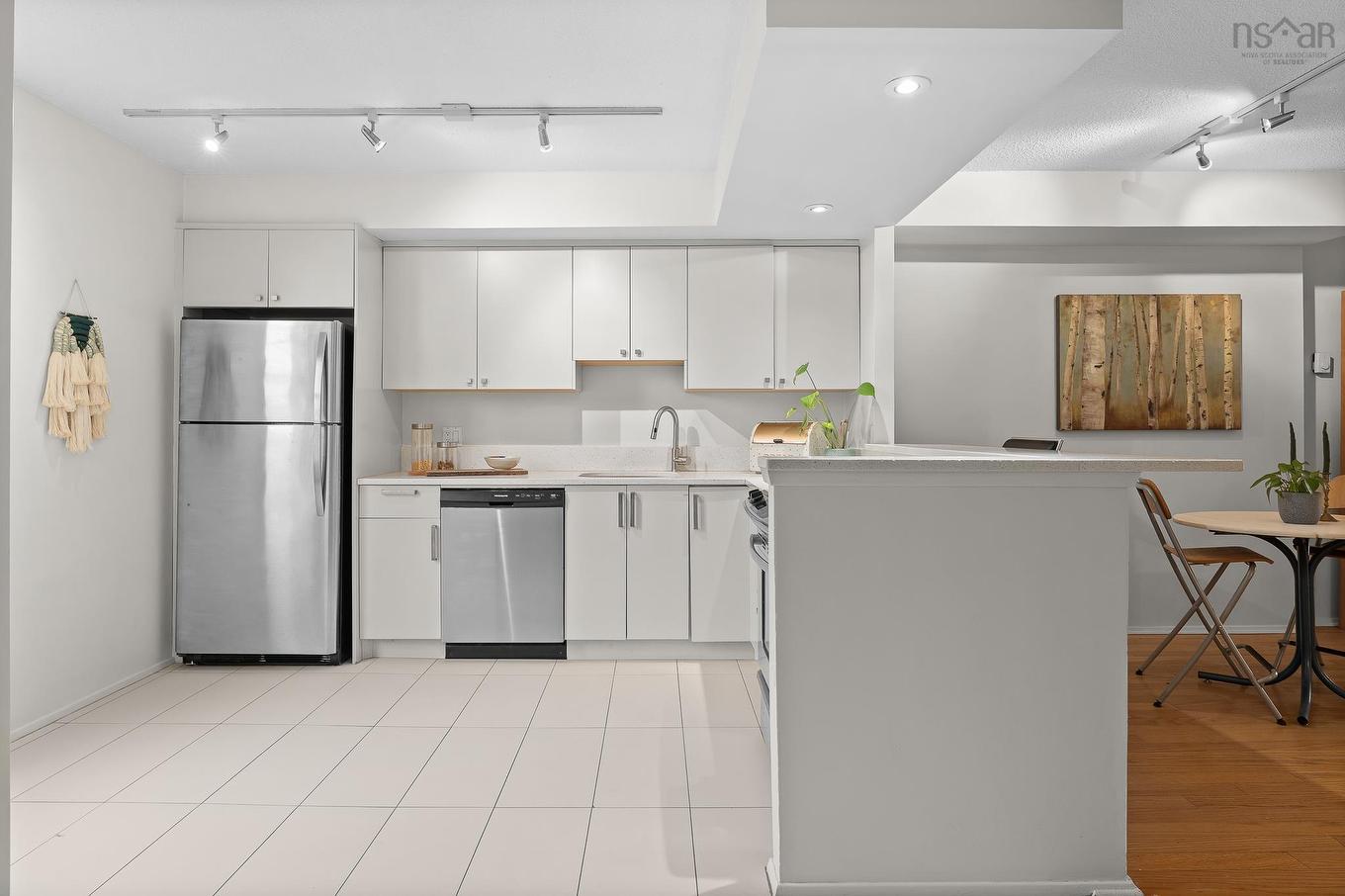 40 5561 Sentinal Square, Halifax, NS