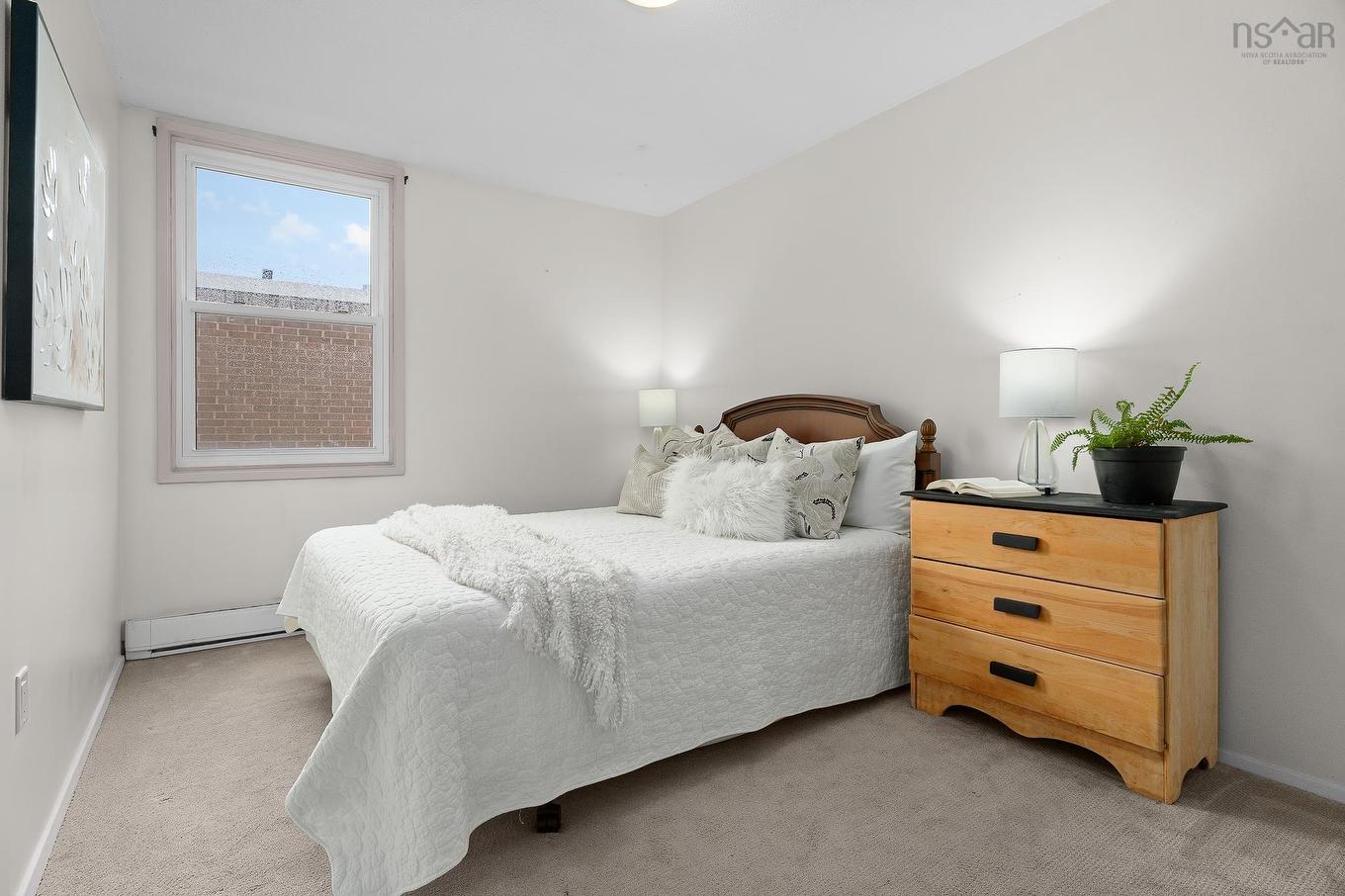 40 5561 Sentinal Square, Halifax, NS