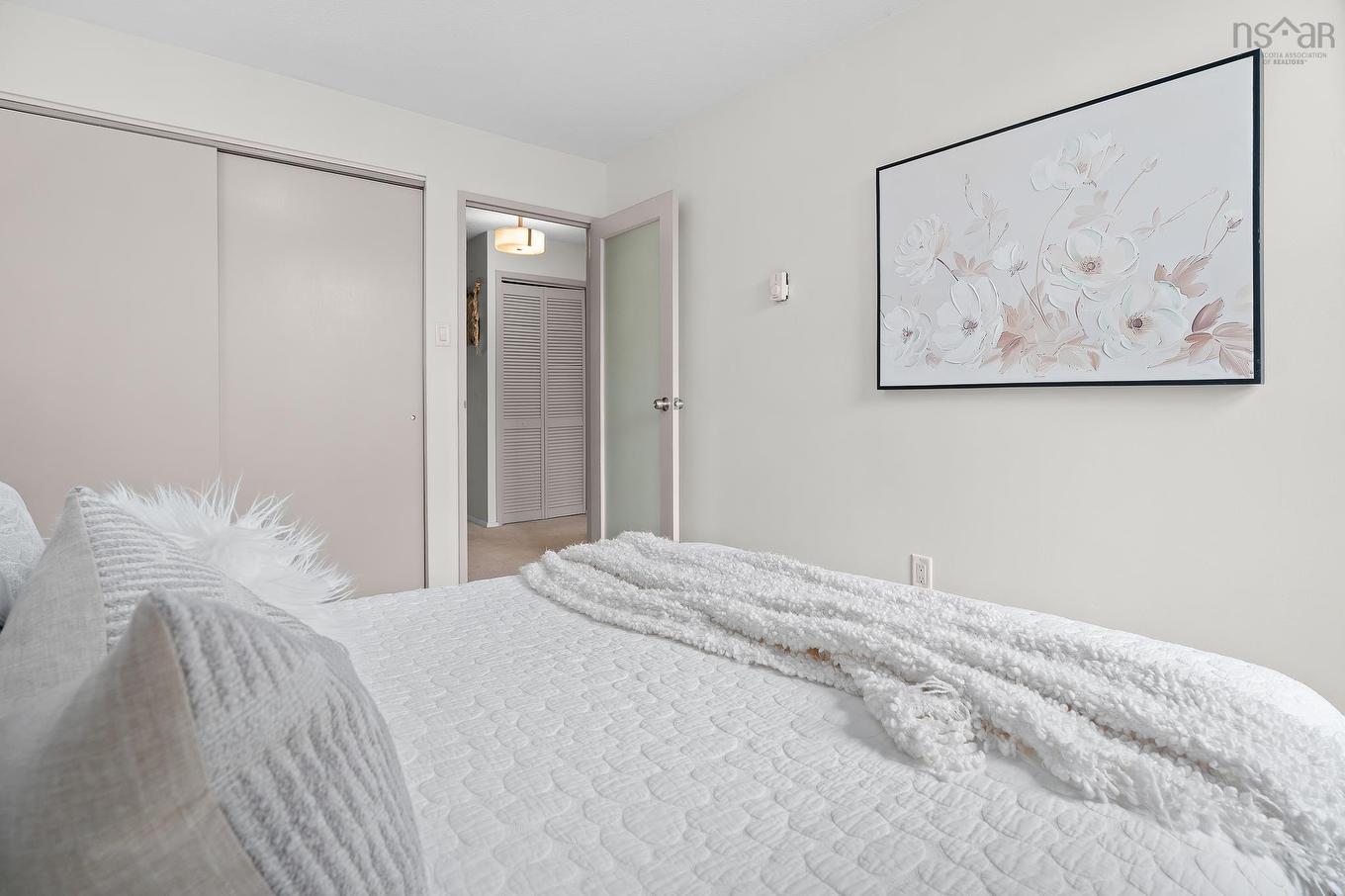 40 5561 Sentinal Square, Halifax, NS