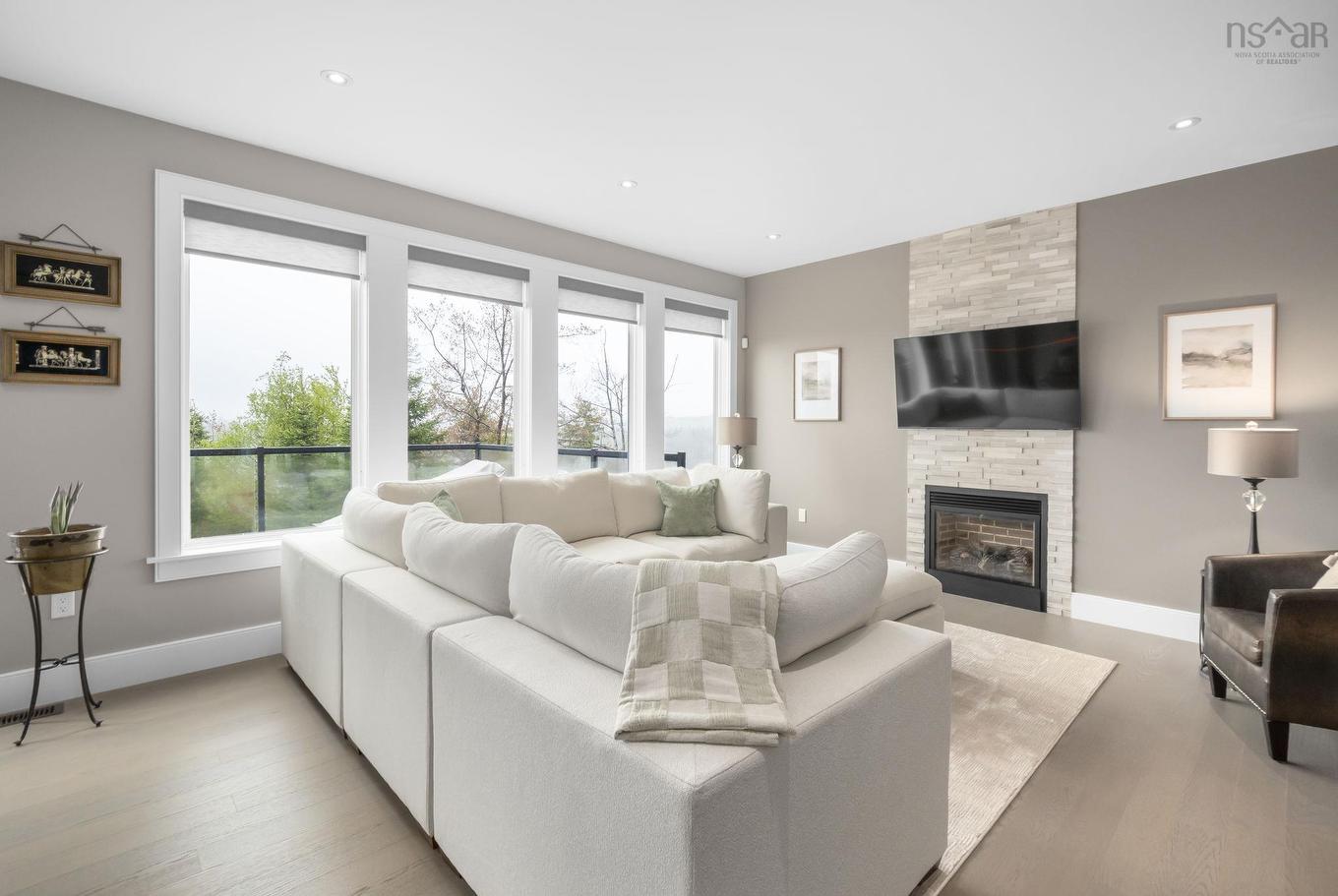 61 Maple Grove Avenue, Timberlea, NS