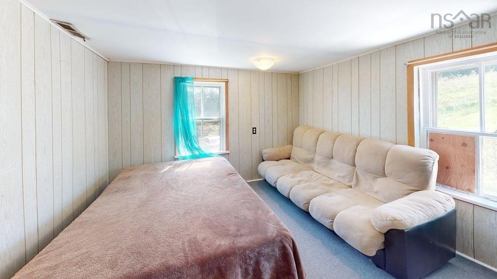 9399 Ns-16, Cooks Cove, NS