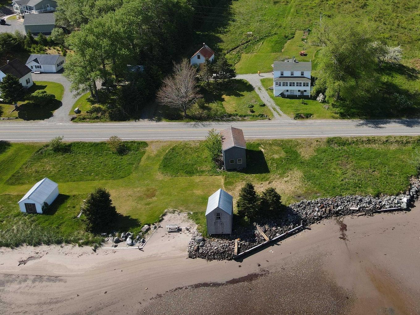 9399 Ns-16, Cooks Cove, NS