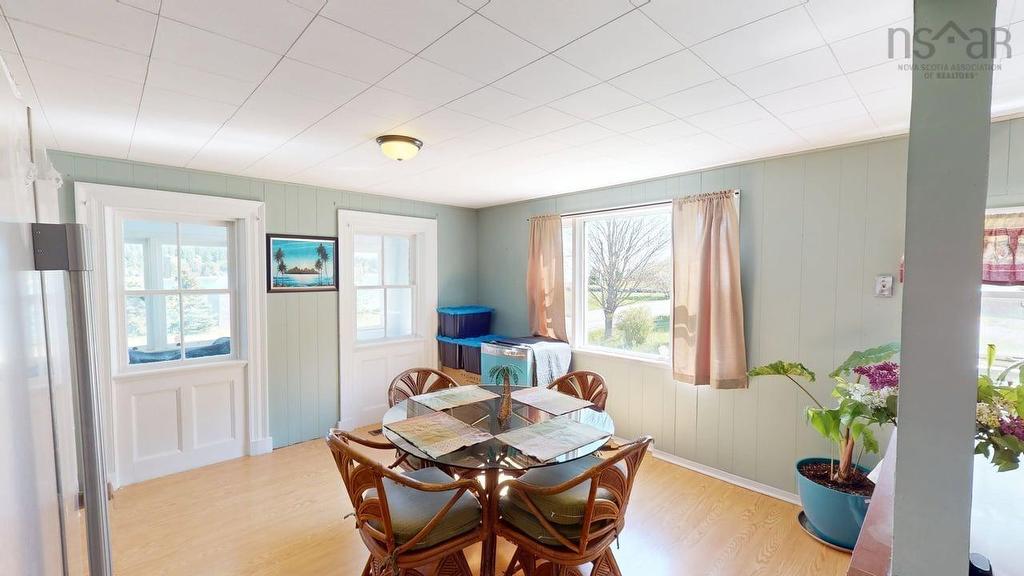 9399 Ns-16, Cooks Cove, NS