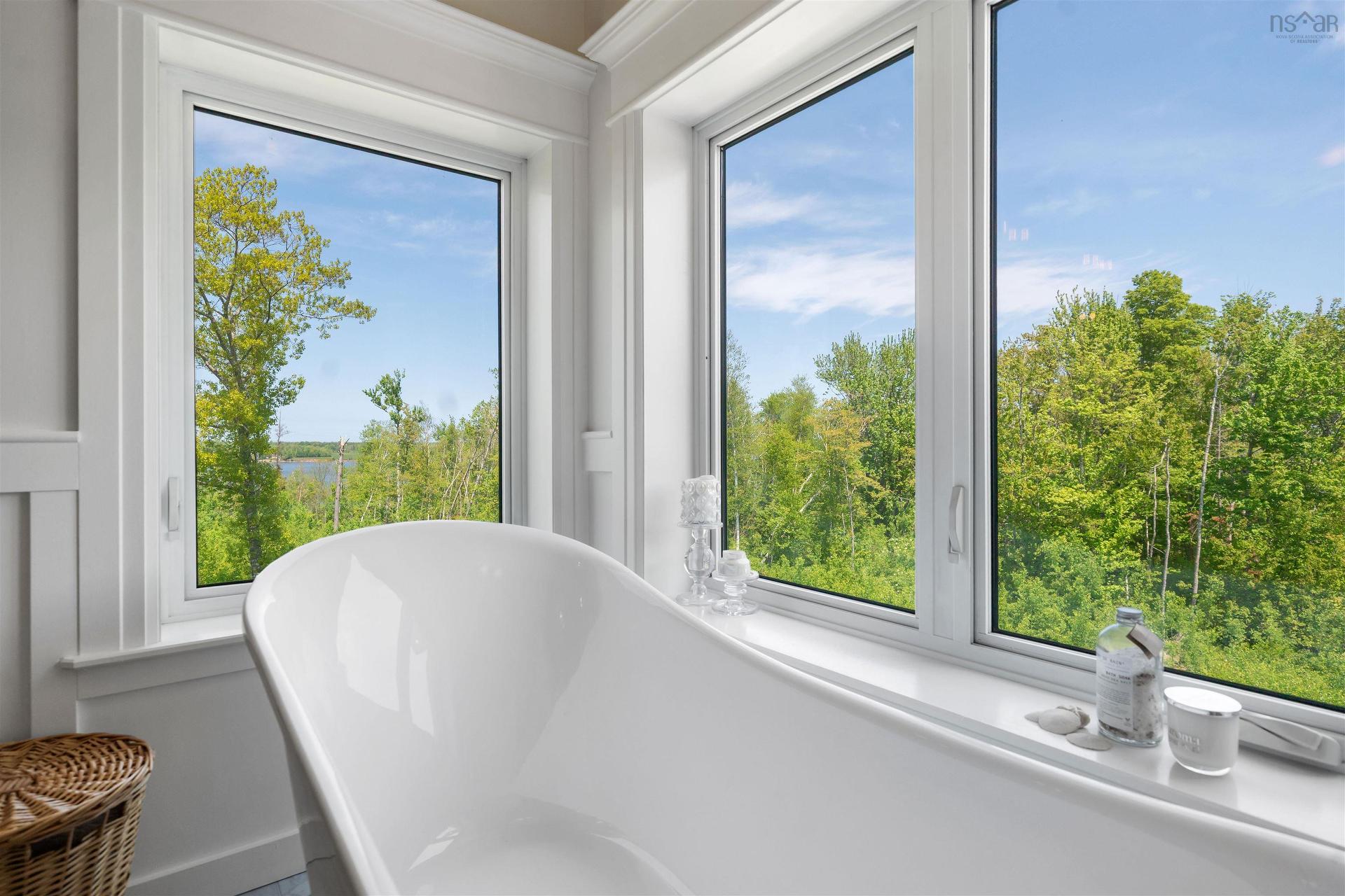 14120 Highway 6, Wallace, NS