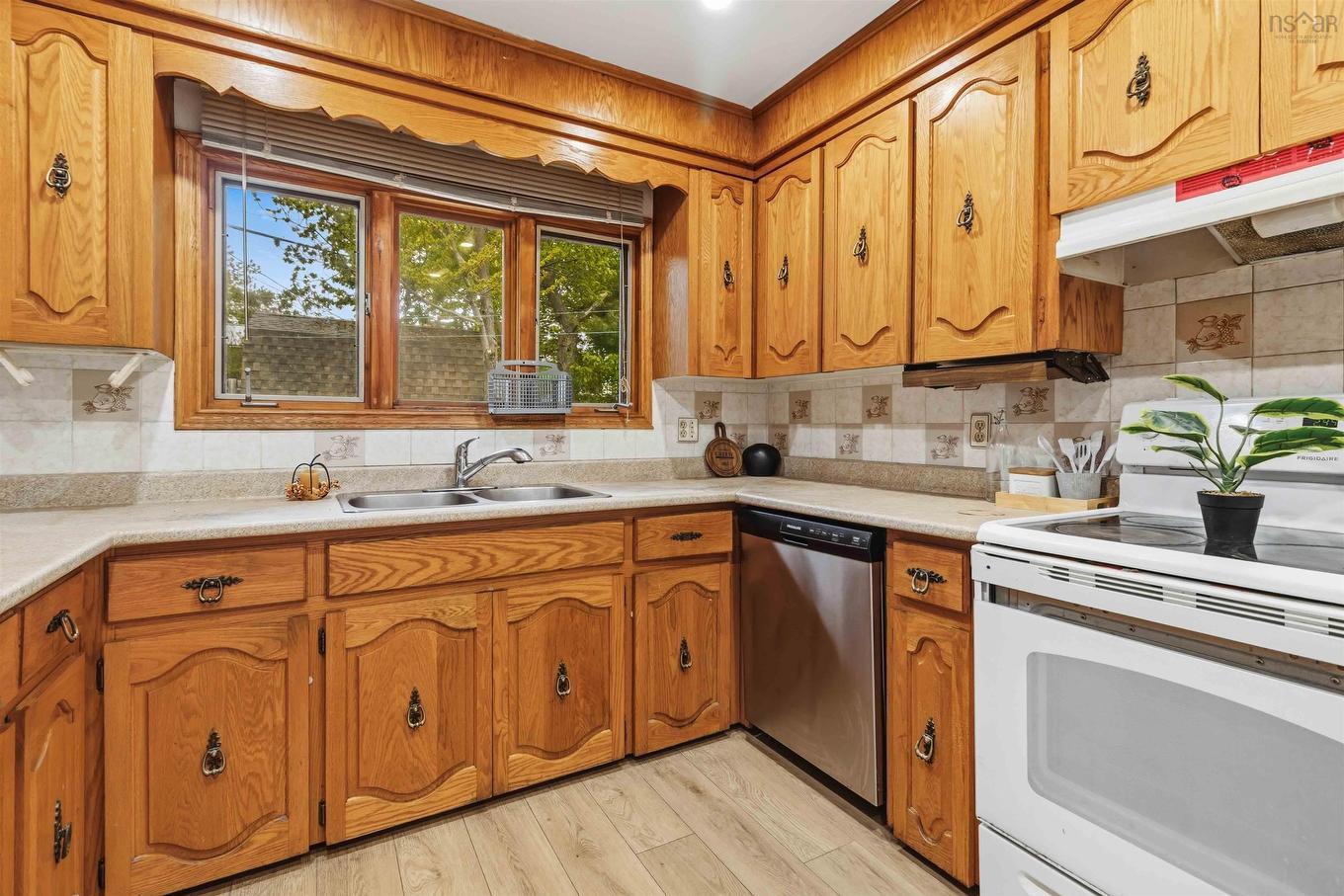 89 Clayton Park Drive, Halifax, NS