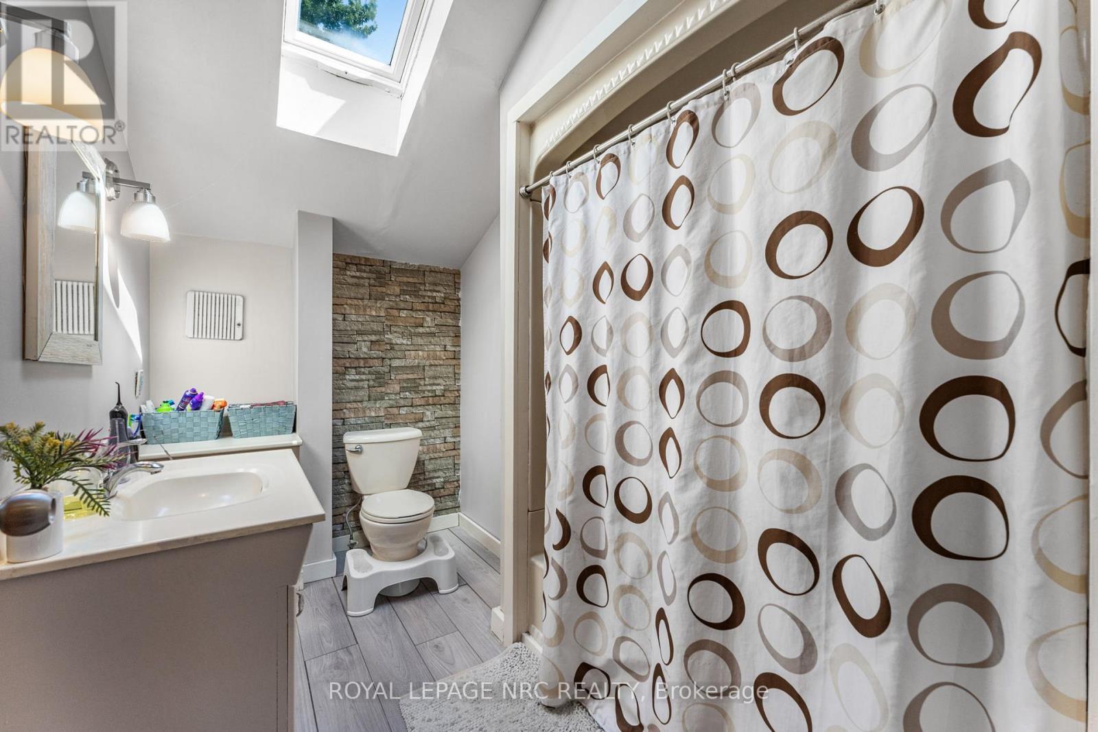 3902 Rebstock Road, Fort Erie (Crystal Beach), ON - Indoor