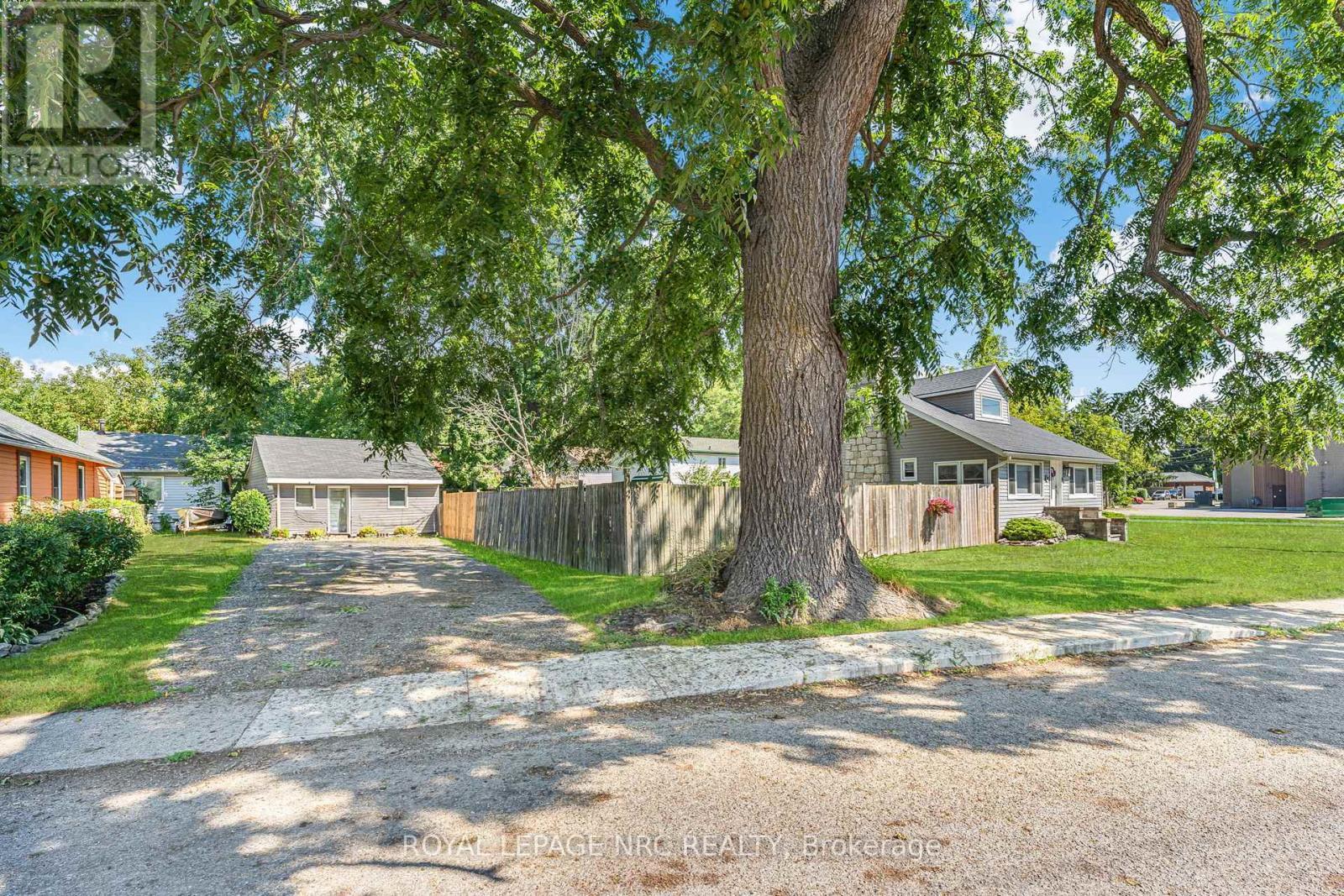 3902 Rebstock Road, Fort Erie (Crystal Beach), ON - Outdoor