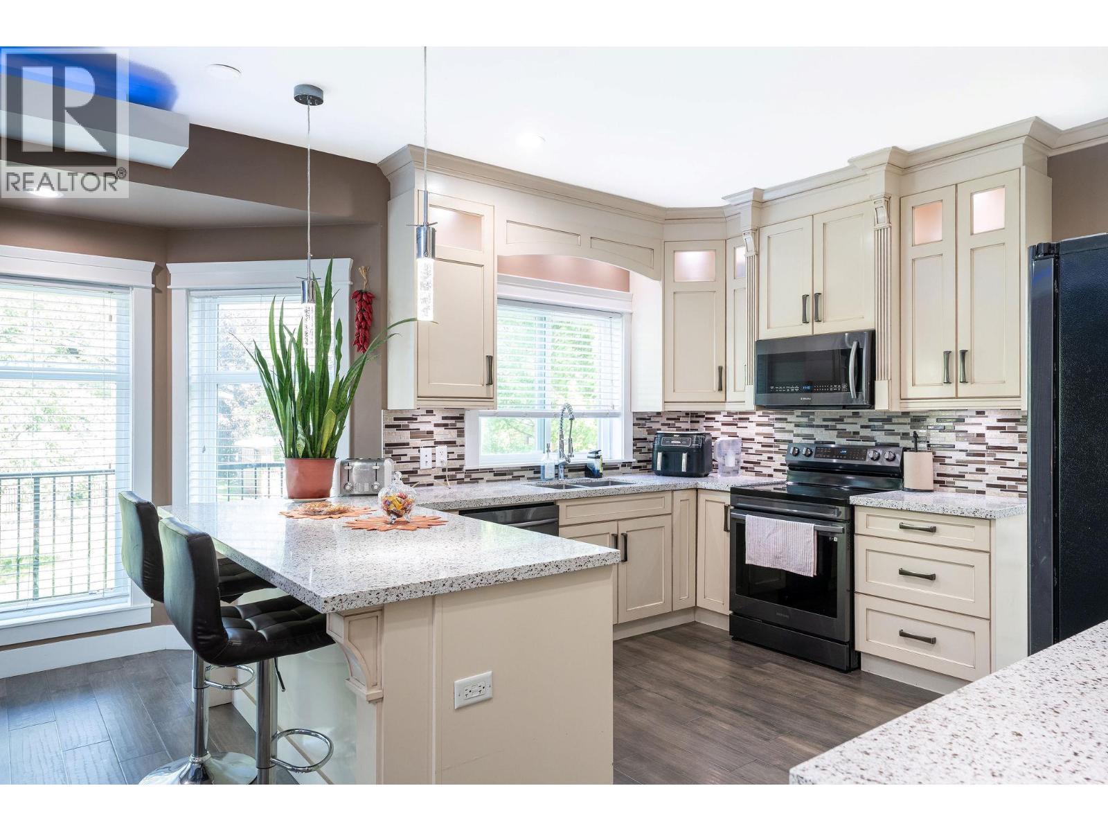 1941 Poplar Lane, Revelstoke, BC