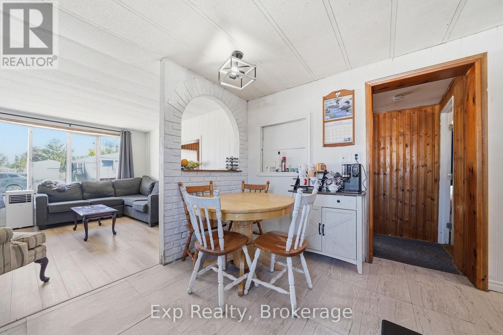 6 Juniper Lane, Belleville (Belleville Ward), ON