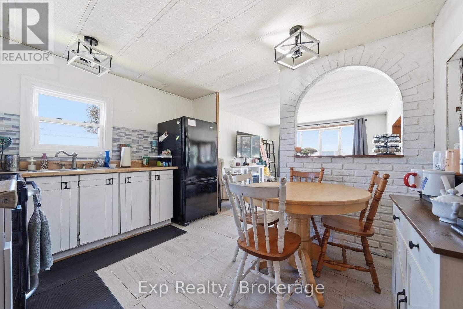 6 Juniper Lane, Belleville (Belleville Ward), ON