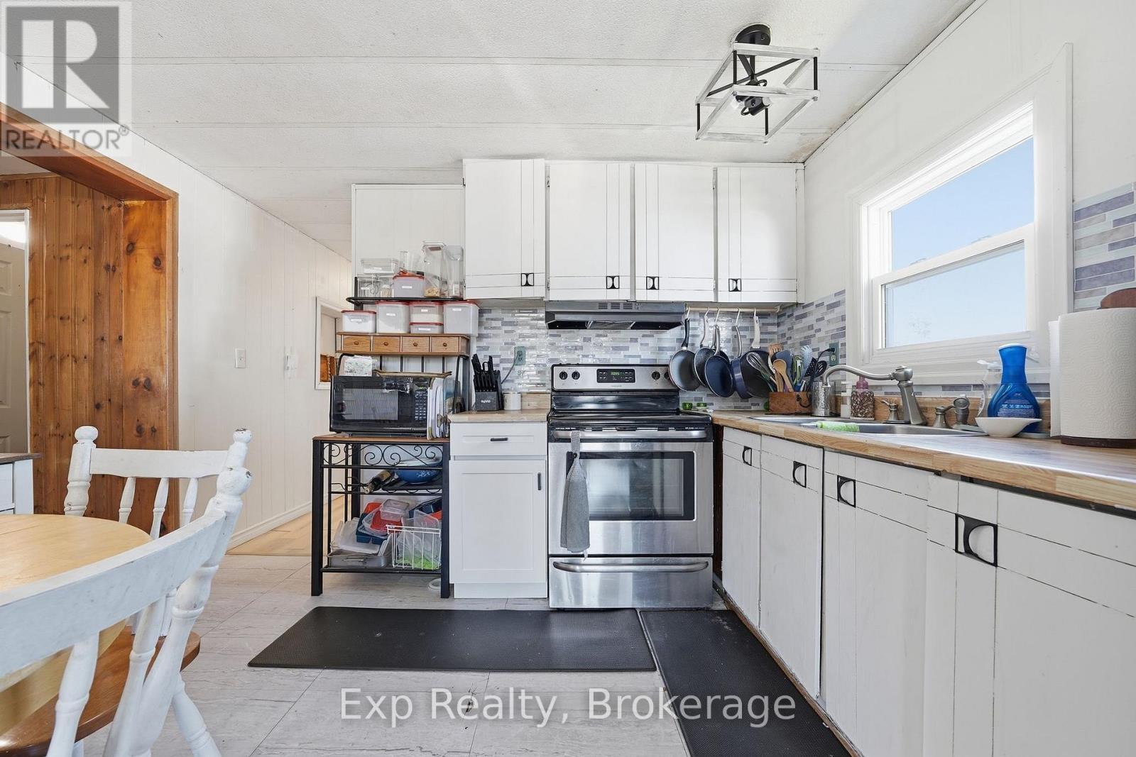 6 Juniper Lane, Belleville (Belleville Ward), ON