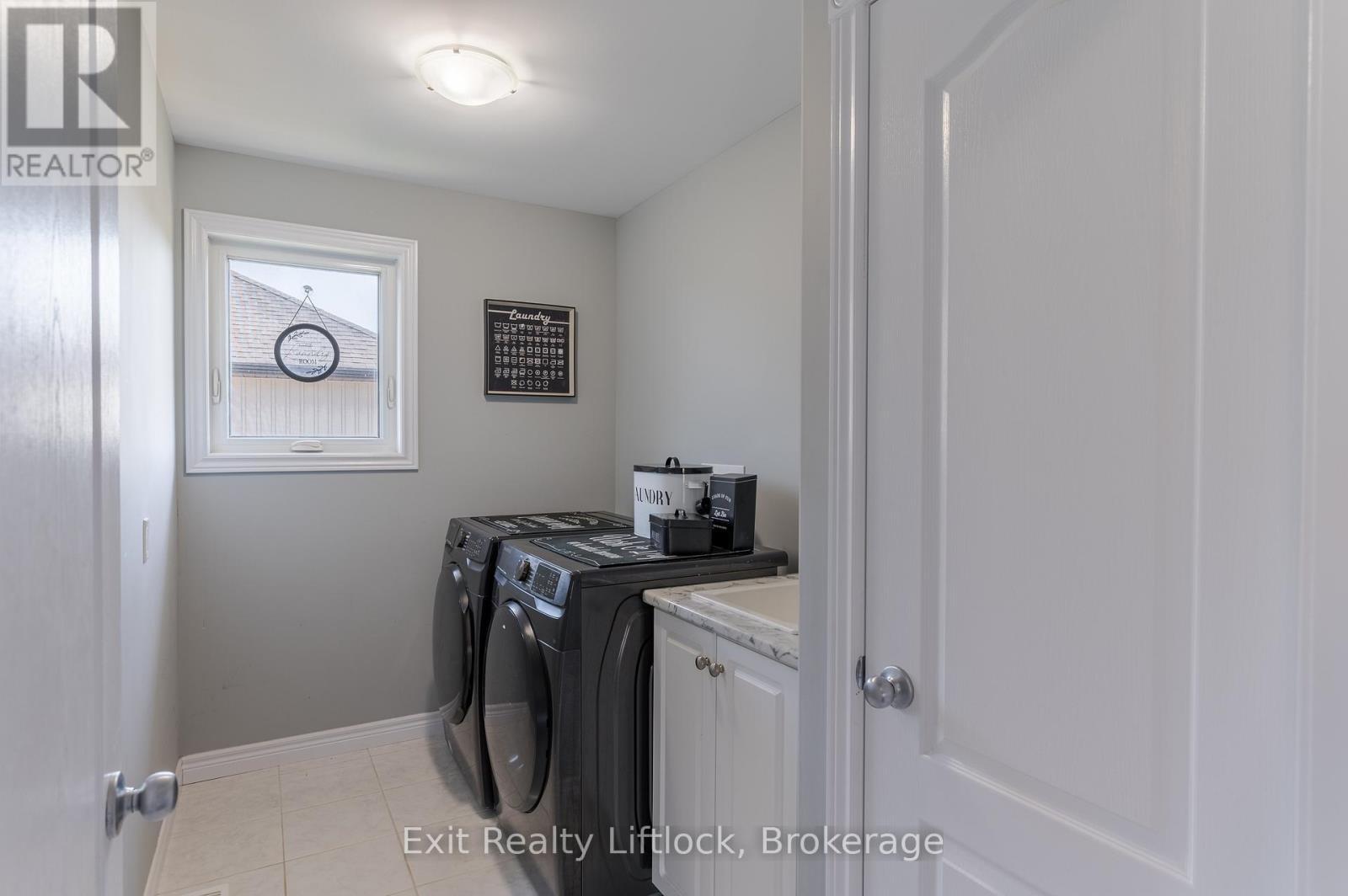 11 Darrell Drain Crescent, Asphodel-Norwood, ON