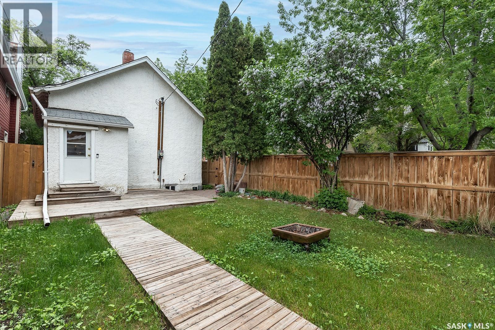 840 8Th Avenue N, Saskatoon, SK