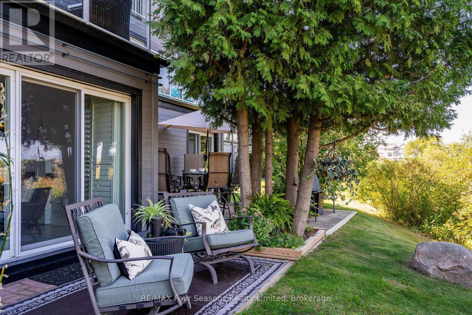 Outdoor patio - 24 - 44 Trott Boulevard, Collingwood, ON
