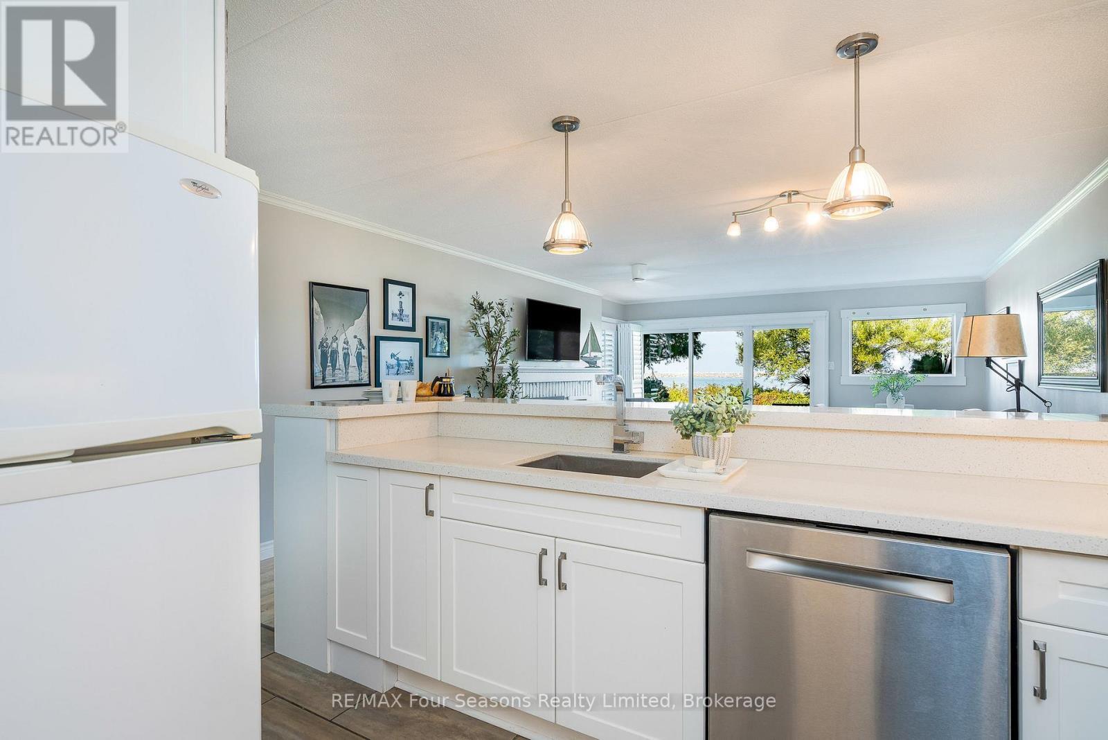 24 - 44 Trott Boulevard, Collingwood, ON