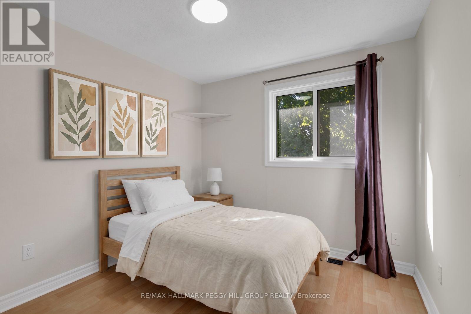 242 Browning Trail, Barrie, ON