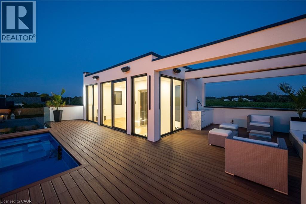 6 Firelane 11A Street, Niagara-On-The-Lake, ON - Outdoor With In Ground Pool With Deck Patio Veranda With Exterior