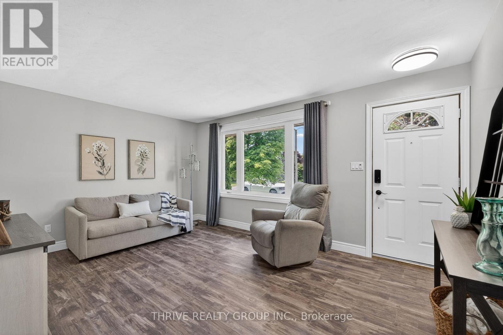 85 Vanbuskirk Drive, St. Thomas, ON