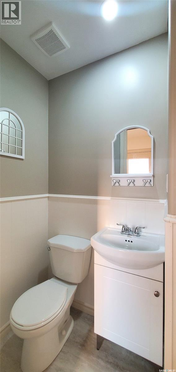 4348 Shaffer Street, Regina, SK - Indoor Photo Showing Bathroom