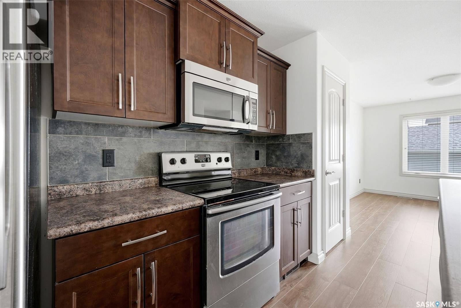 4348 Shaffer Street, Regina, SK - Indoor Photo Showing Kitchen
