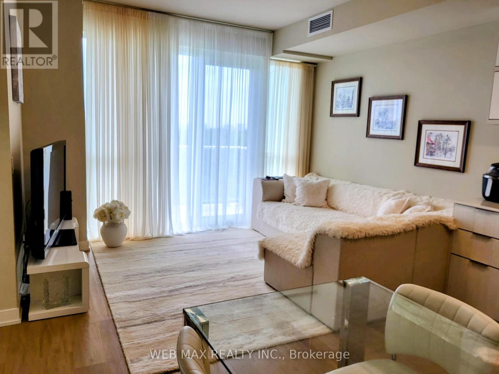 911 - 10 Deerlick Court, Toronto, ON - Indoor Photo Showing Bedroom