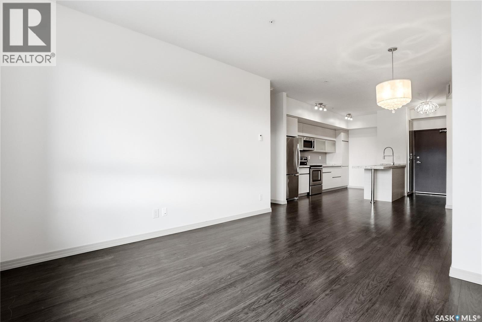 216 223 Evergreen Square, Saskatoon, SK