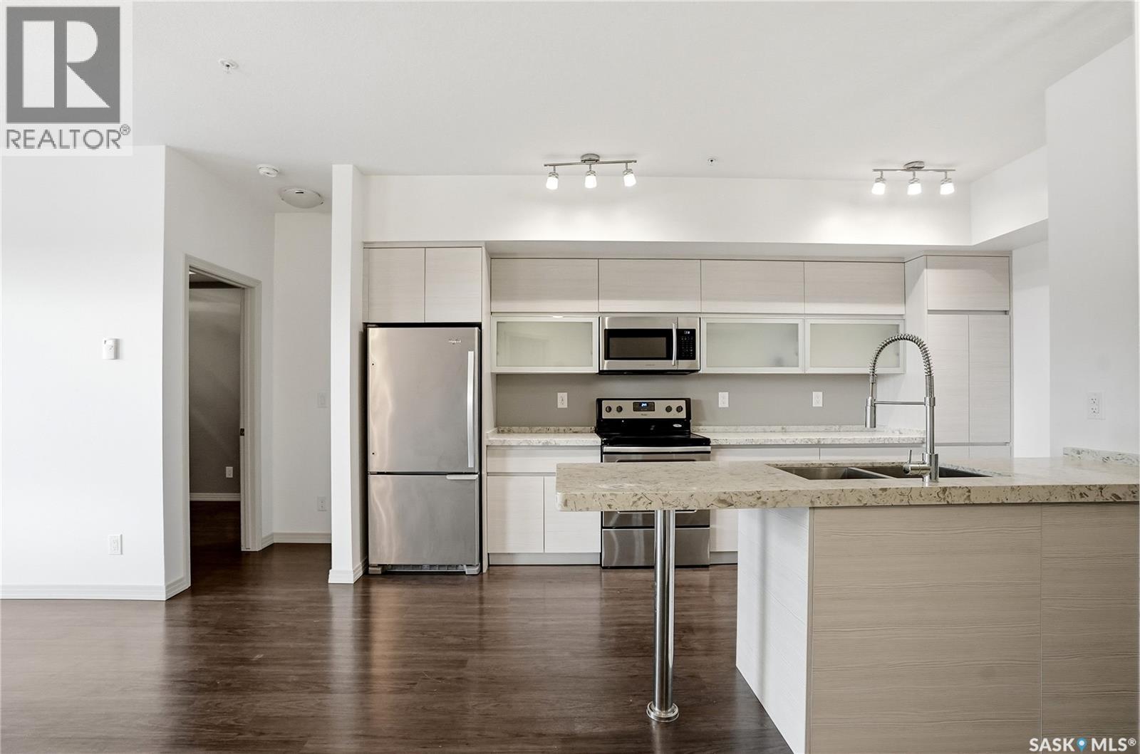 216 223 Evergreen Square, Saskatoon, SK