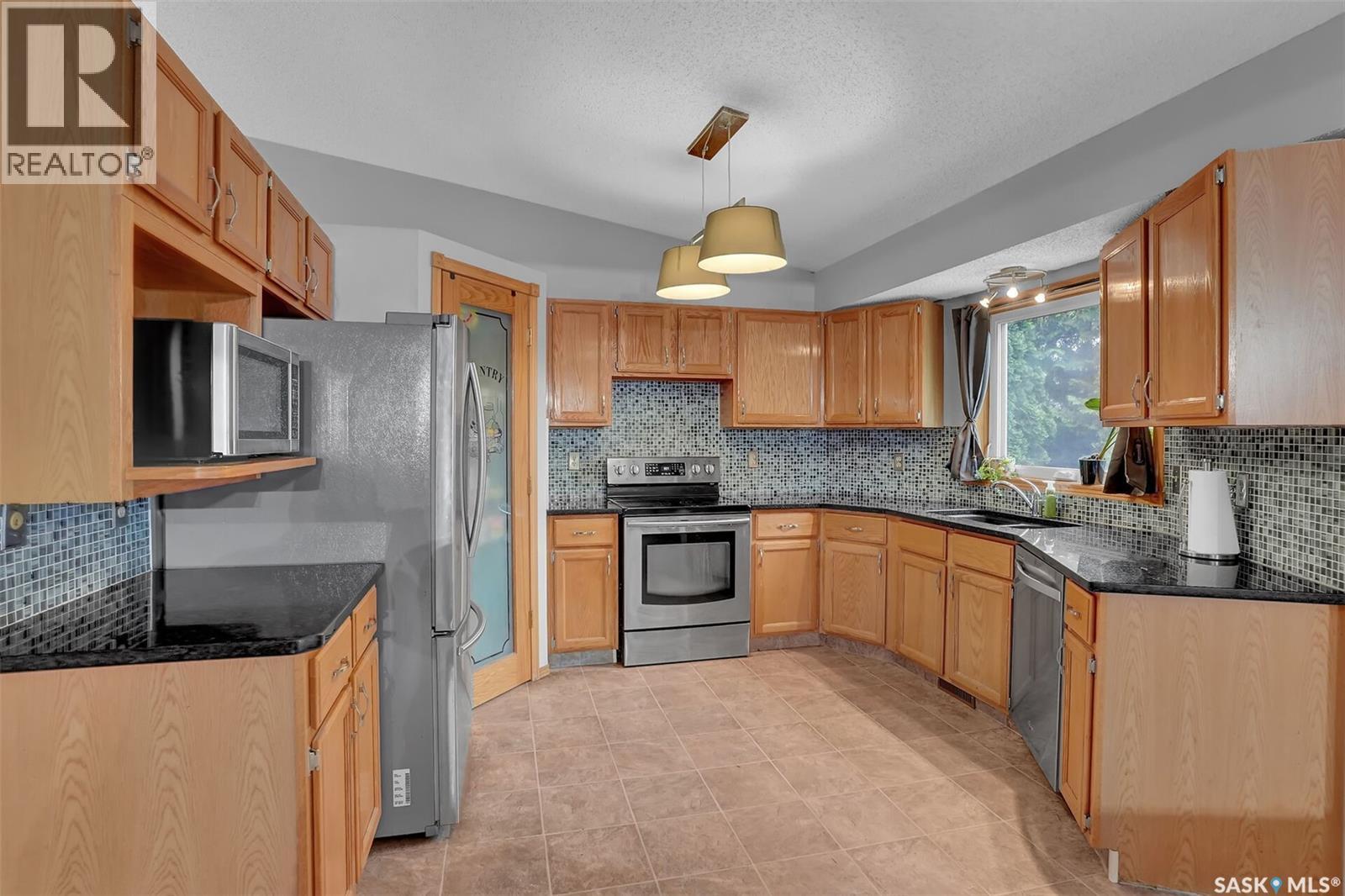 3312 Gloucester Bay, Regina, SK