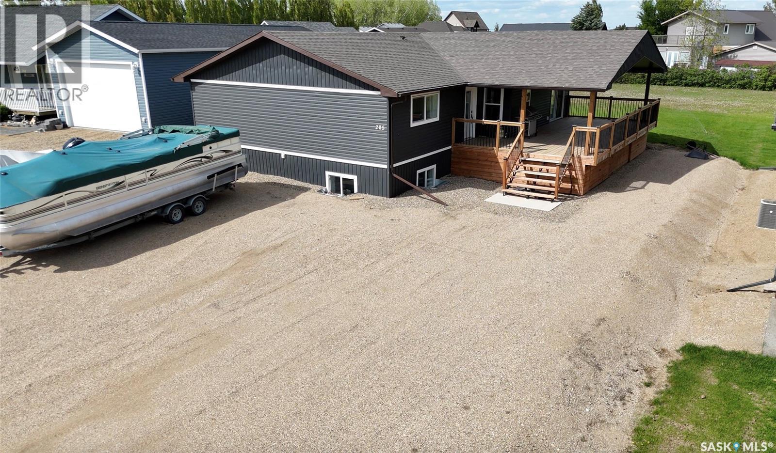 205 Ruby Drive, Coteau Rm No. 255, SK - Outdoor With Exterior