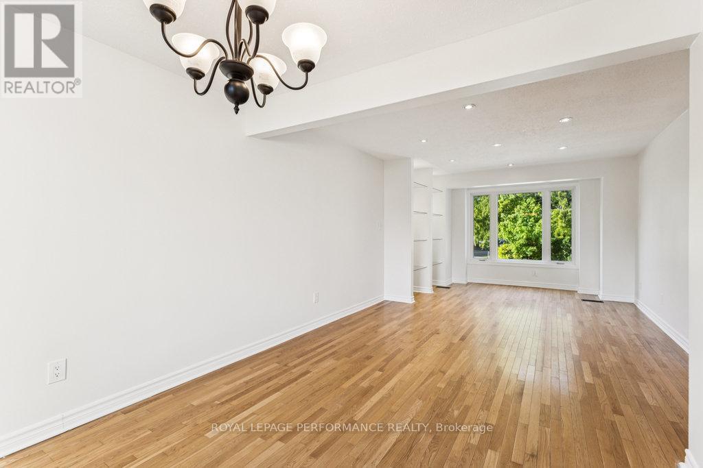 6 Gillespie Crescent, Ottawa, ON - Indoor