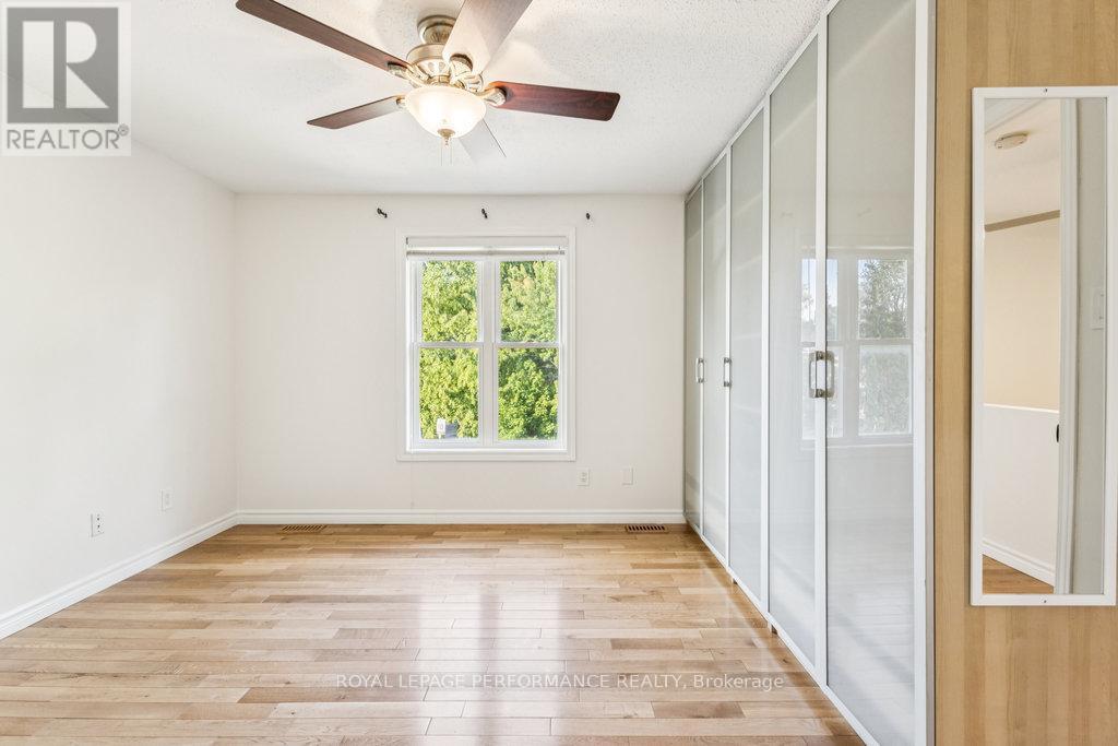 6 Gillespie Crescent, Ottawa, ON - Indoor Photo Showing Other Room