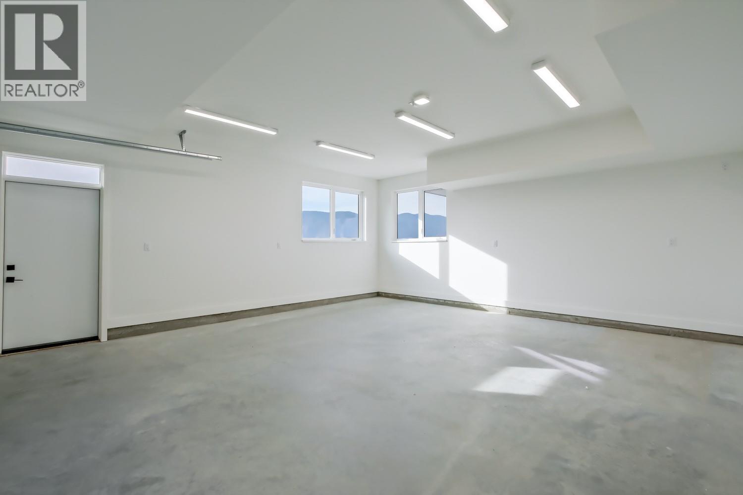 3331 Evergreen Drive Unit# 106, Penticton, BC