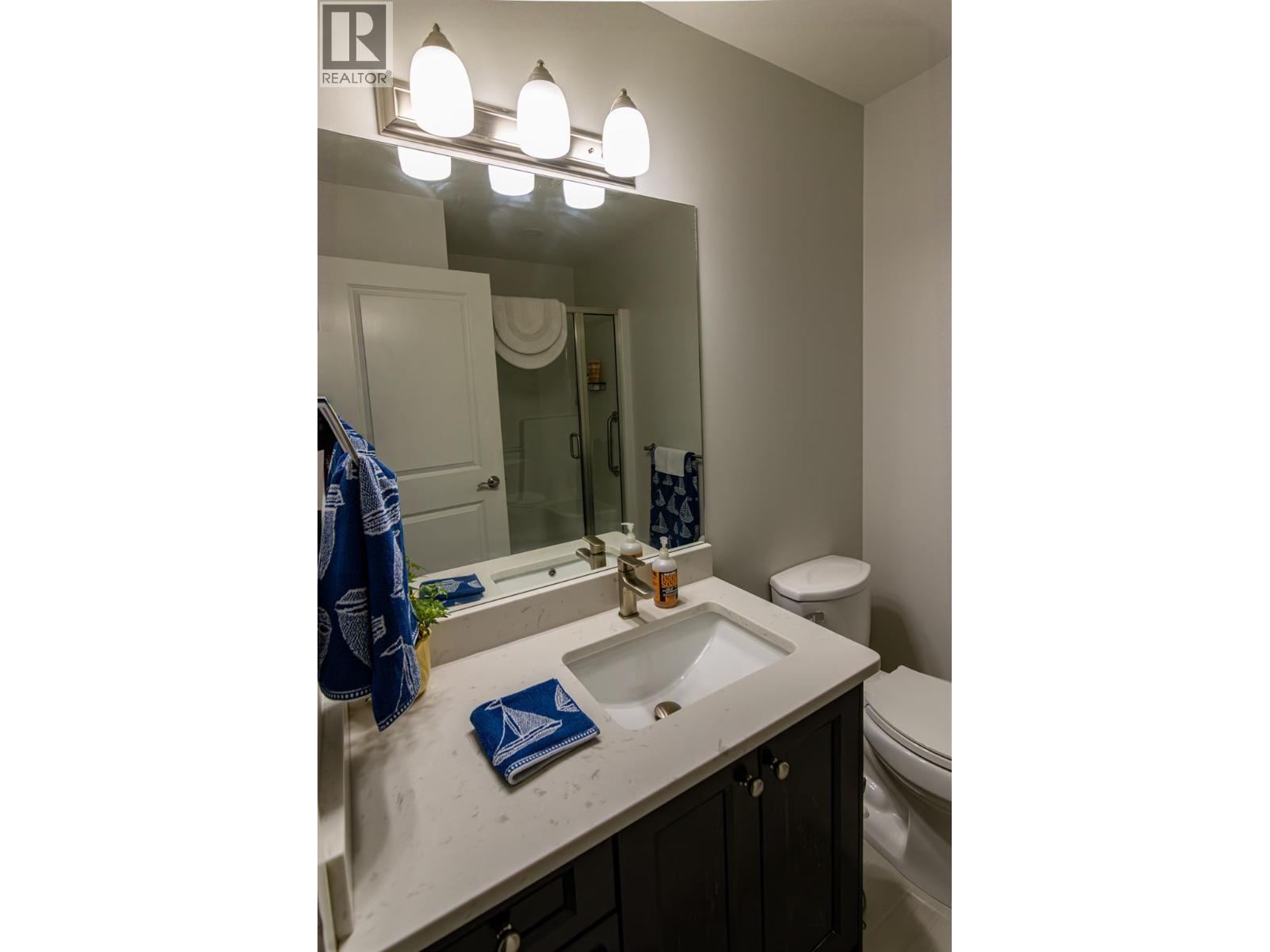330 4 Avenue Se Unit# 402 Lot# 330, Salmon Arm, BC