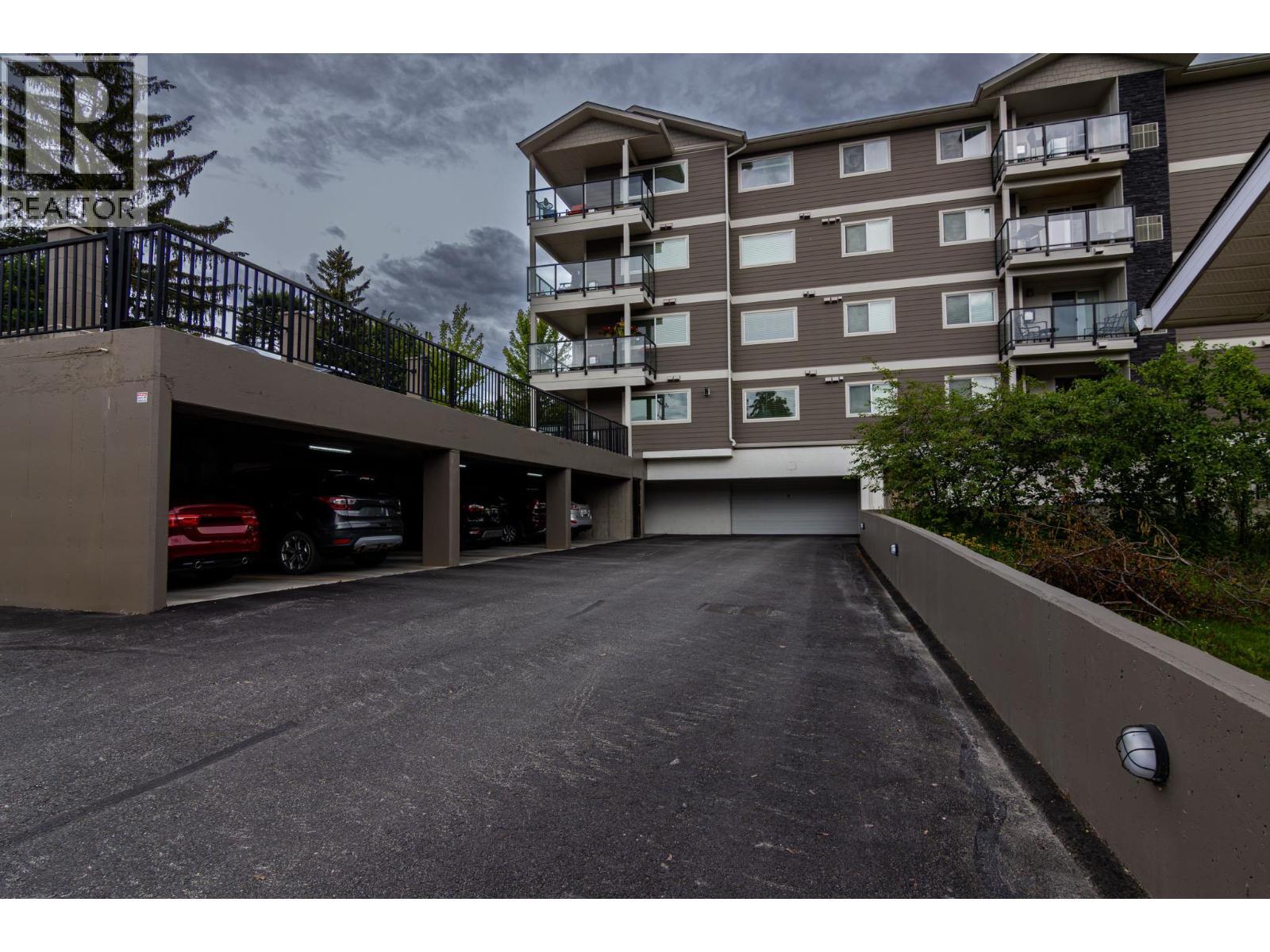 330 4 Avenue Se Unit# 402 Lot# 330, Salmon Arm, BC