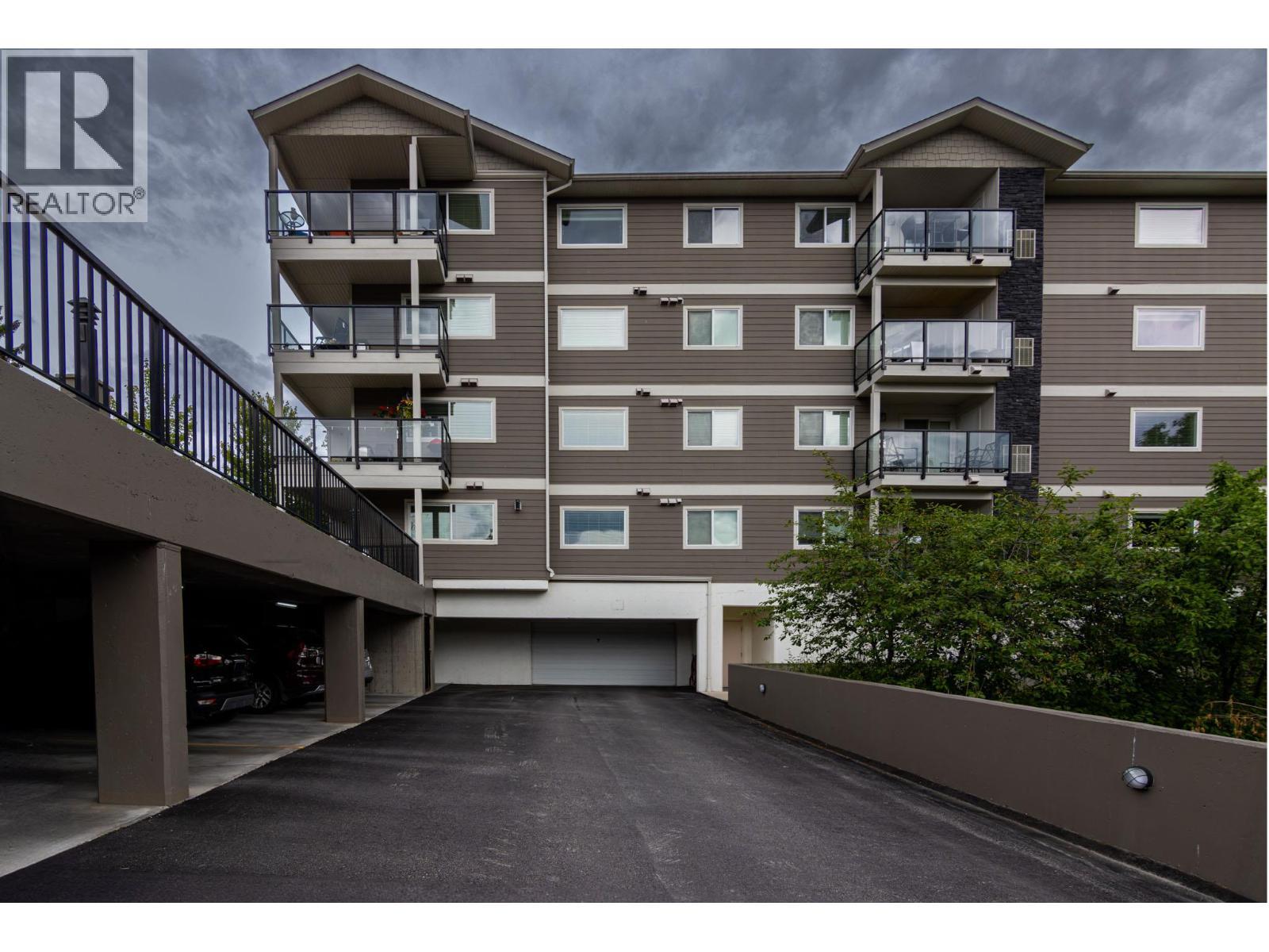 330 4 Avenue Se Unit# 402 Lot# 330, Salmon Arm, BC