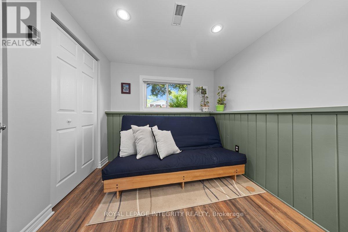 30 Biscayne Crescent, Ottawa, ON - Indoor